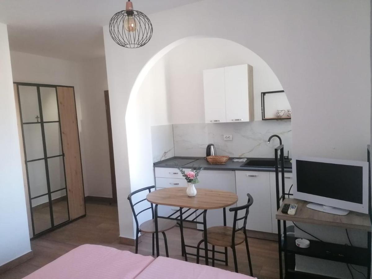 Vila Mateja Trogir Eksteriør billede