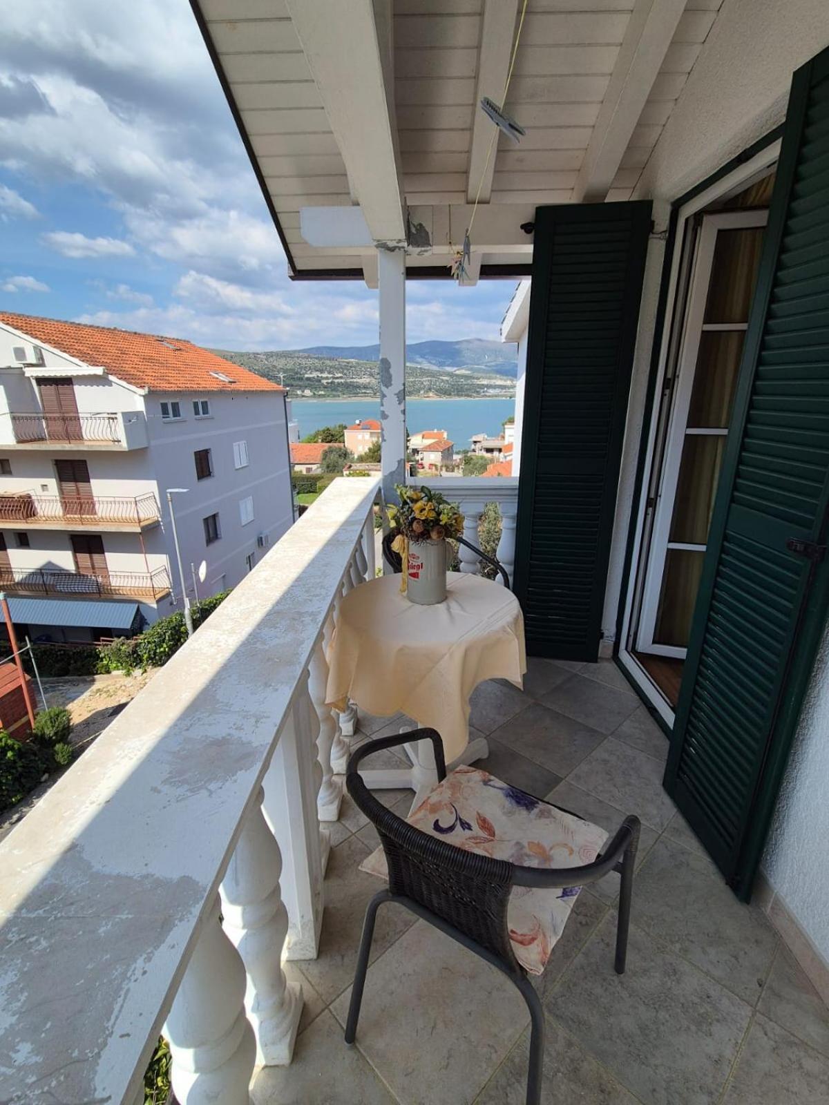 Vila Mateja Trogir Eksteriør billede